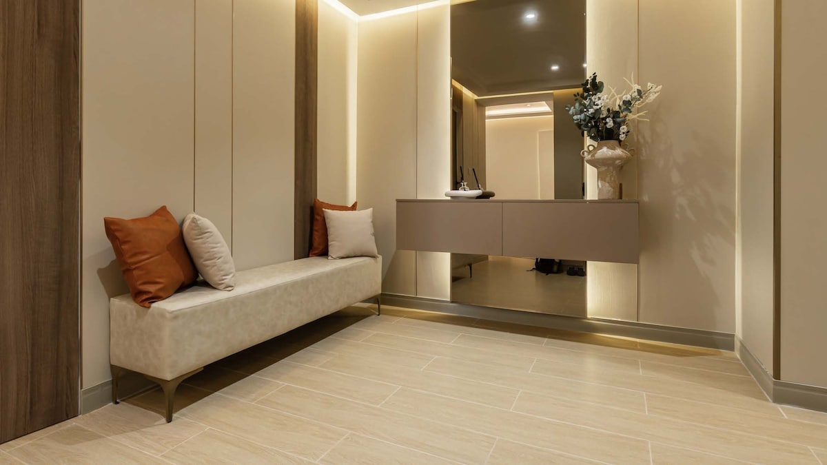 Ultimate Luxury Penthouse w/ Pool & Marina Views - 5