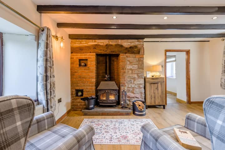 4 Bed In St. Clears (Oc-m34836) - Laugharne