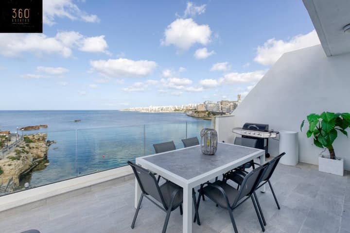 Seafront Property With Beautiful Views & Outdoor - Malte