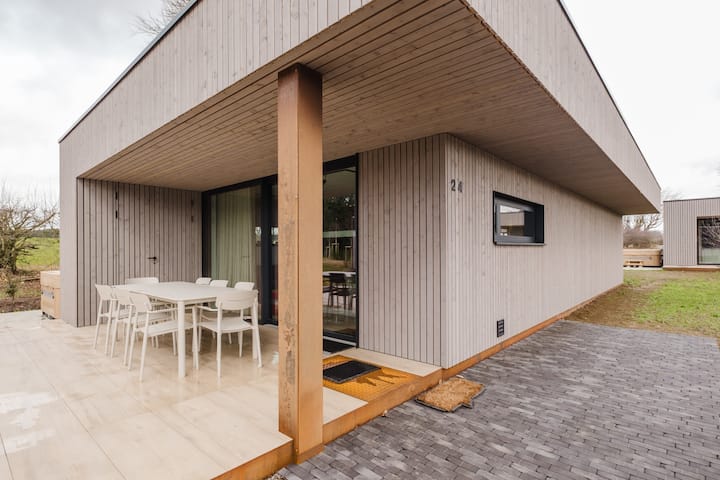 Nature Lake Village La Villa 24 - 8 Pers. Jacuzzi - Butgenbach