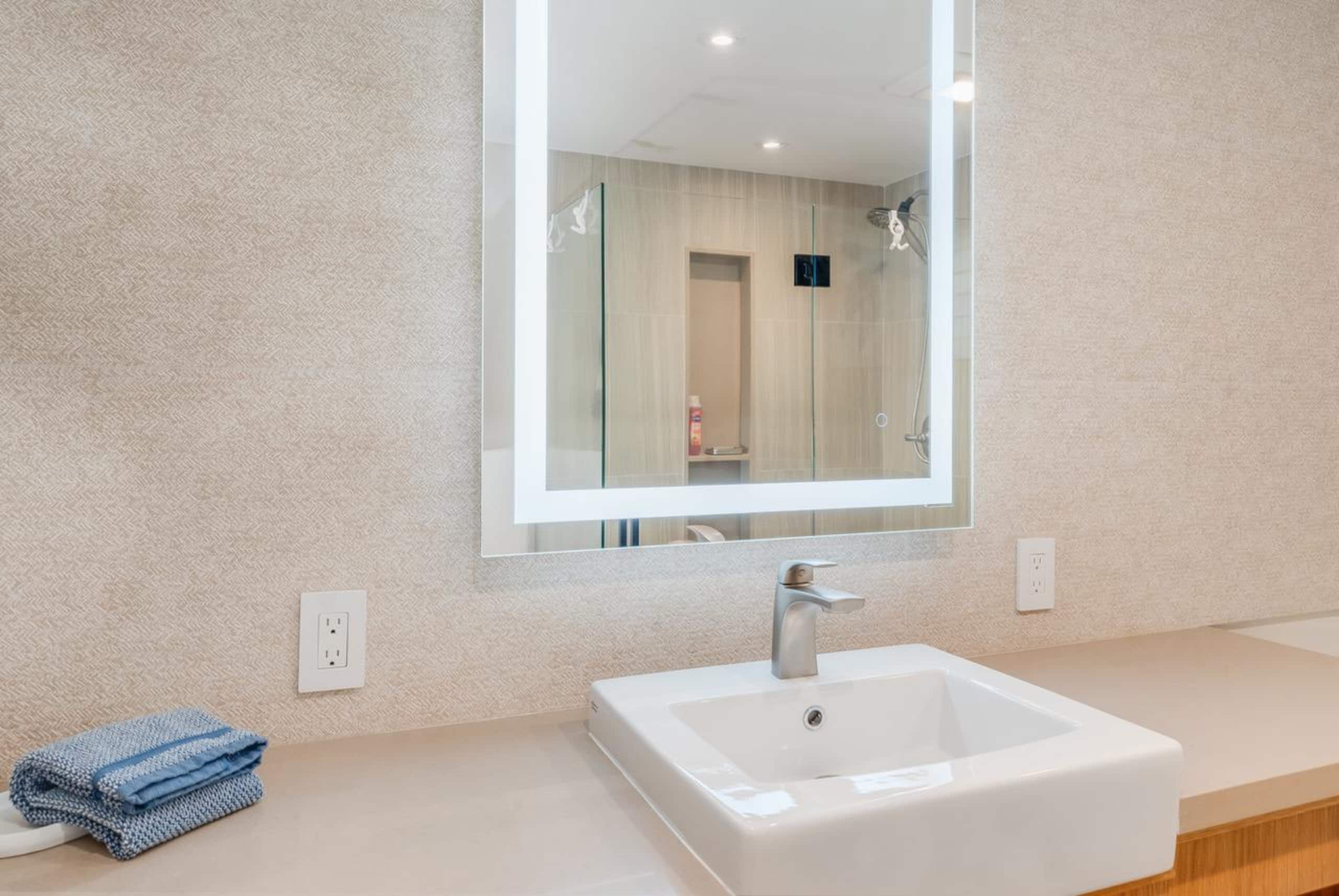 Condo in Kihei · ★5.0 · 3 bedrooms · 5 beds · 2 private baths - Image 81