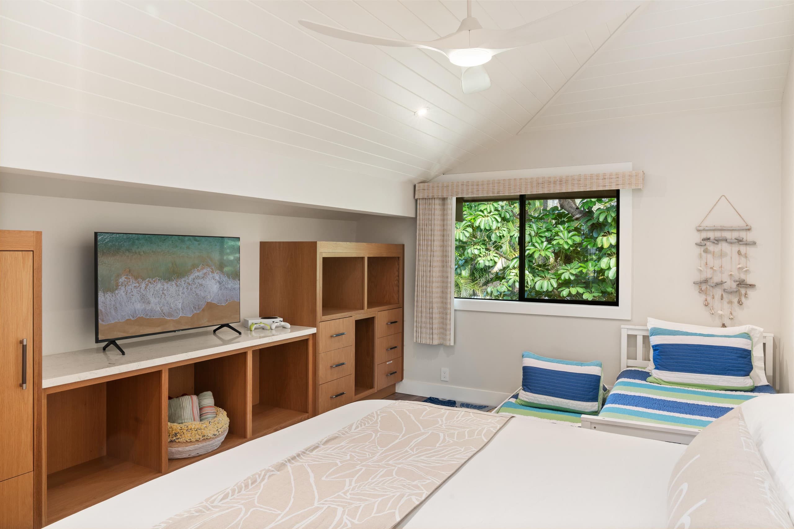 Condo in Kihei · ★5.0 · 3 bedrooms · 5 beds · 2 private baths - Image 42