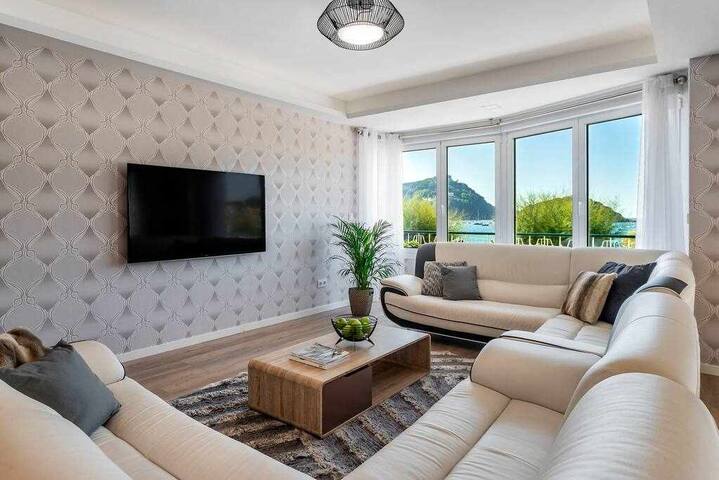 La Concha Beach Deluxe by DonosRent gallery image 4