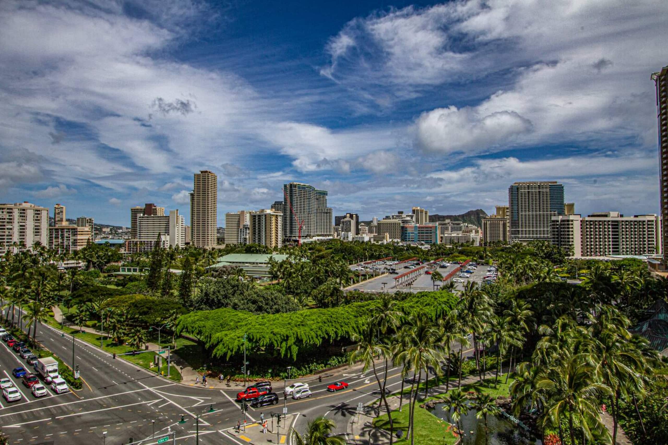 Condo in Honolulu · ★4.8 · Studio · 2 beds · 1 private bath - Image 19