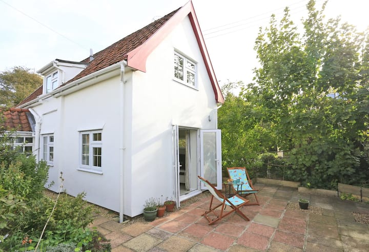 2 Bed In Sweffling (Oc-whcs) - Framlingham