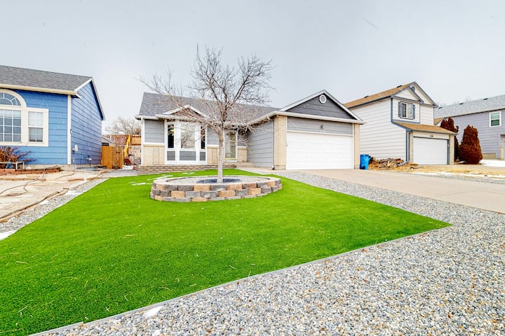 4br Mountainview Dog Friendly | Foosball | Firepit - Colorado
