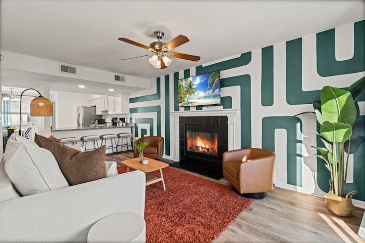 Beachside Living: Beach • Games • Firepit - Jacksonville Beach, FL