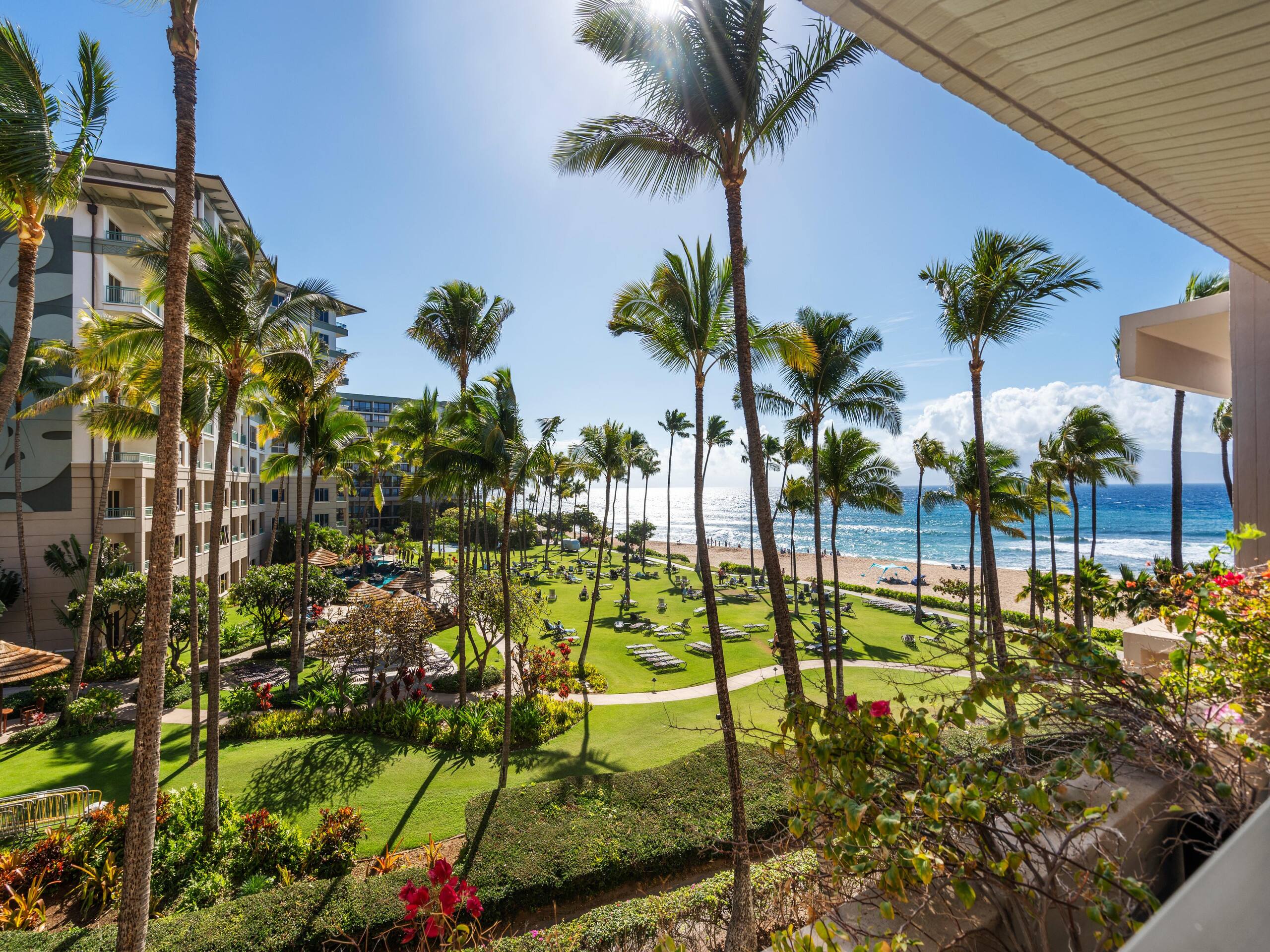 Live the Aloha Life w/ Ocean Views & Resort - Image 21