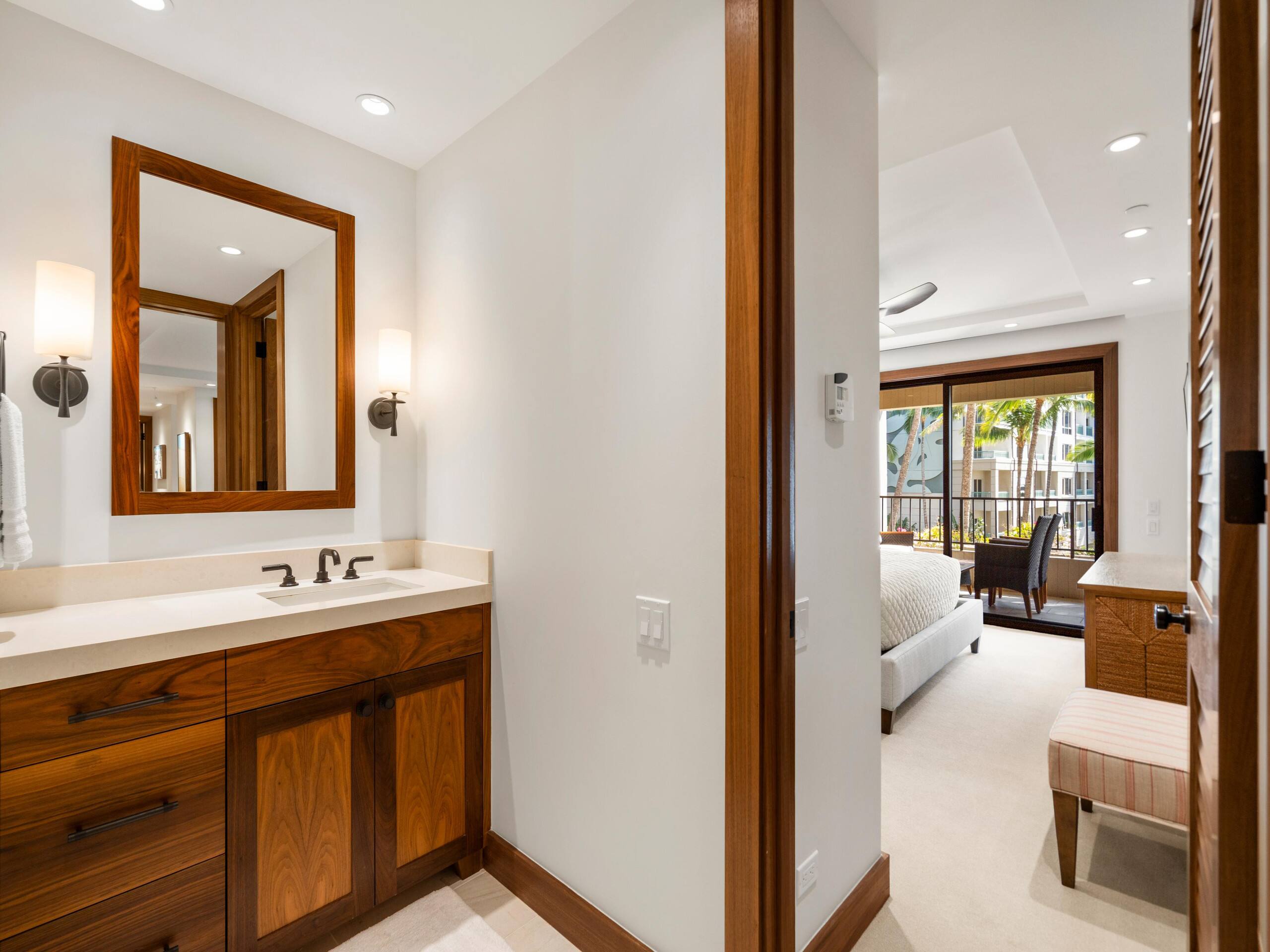 Live the Aloha Life w/ Ocean Views & Resort - Image 32