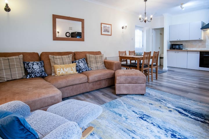 Garden Cottage - 2 Bedroom Cottage - Penally - Tenby