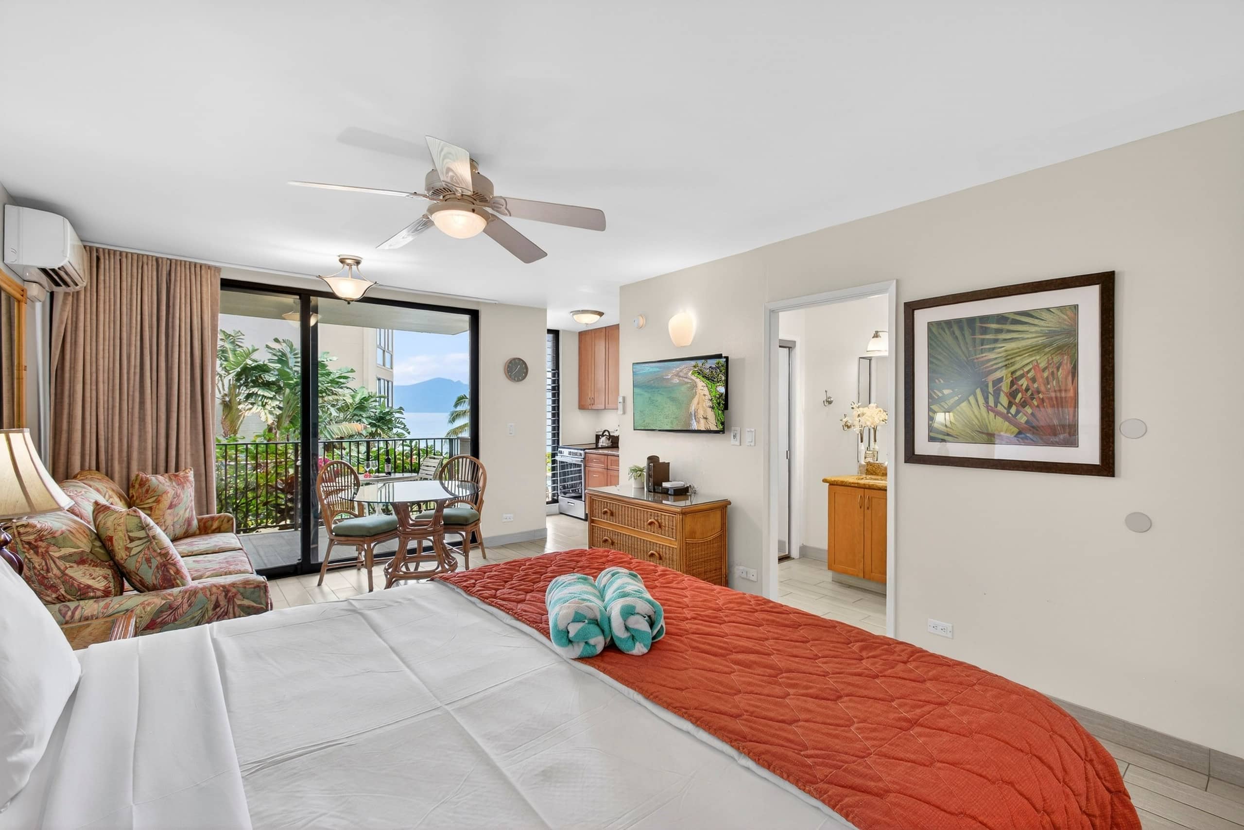 Gorgeous New Seaside Studio Retreat - Image 4