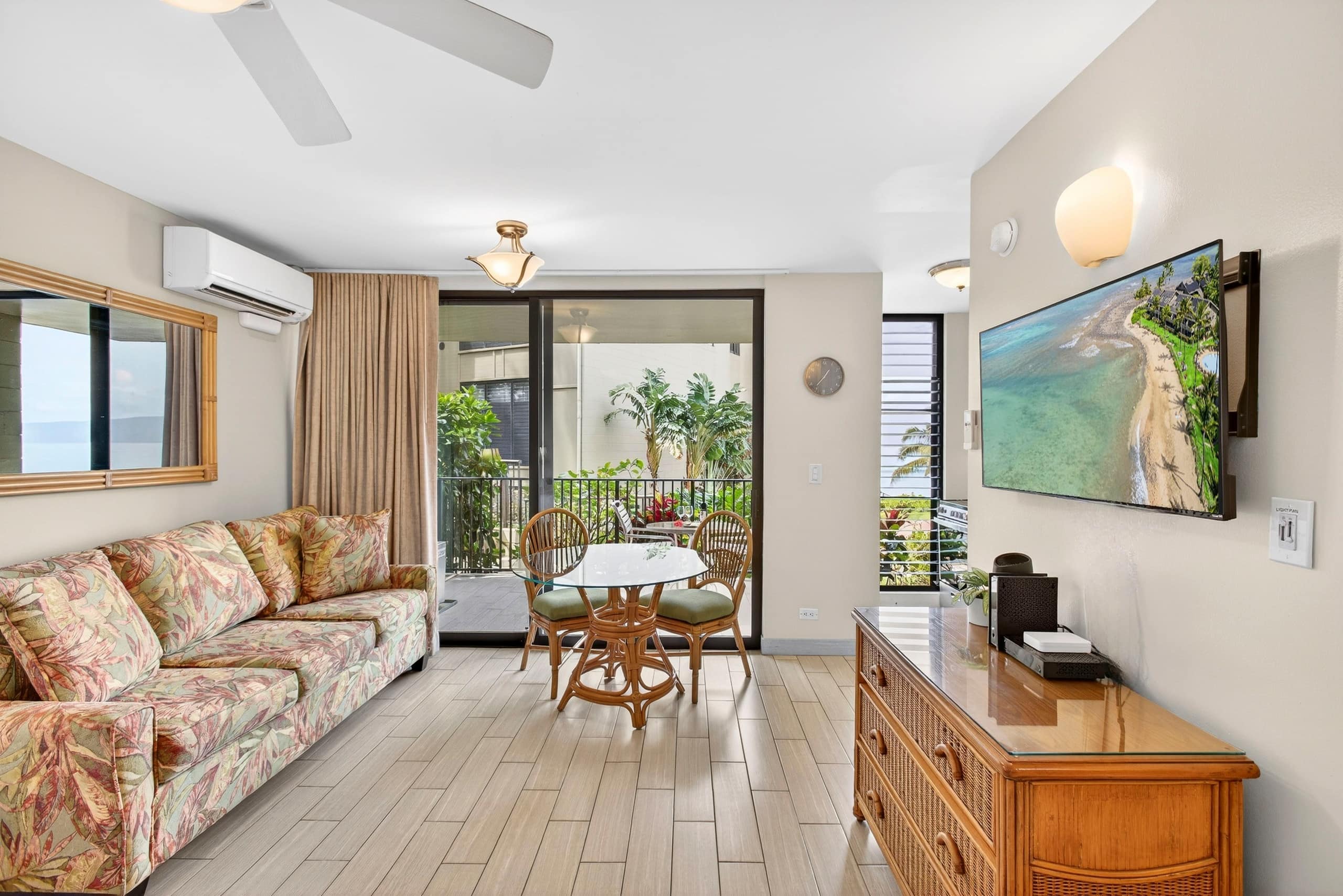 Gorgeous New Seaside Studio Retreat - Image 13