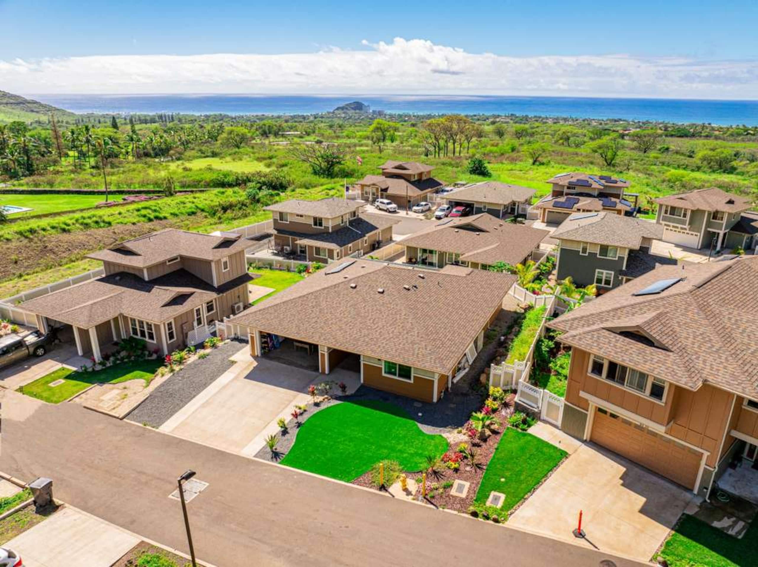 Home in Waianae · ★5.0 · 3 bedrooms · 7 beds · 2 private baths - Image 68