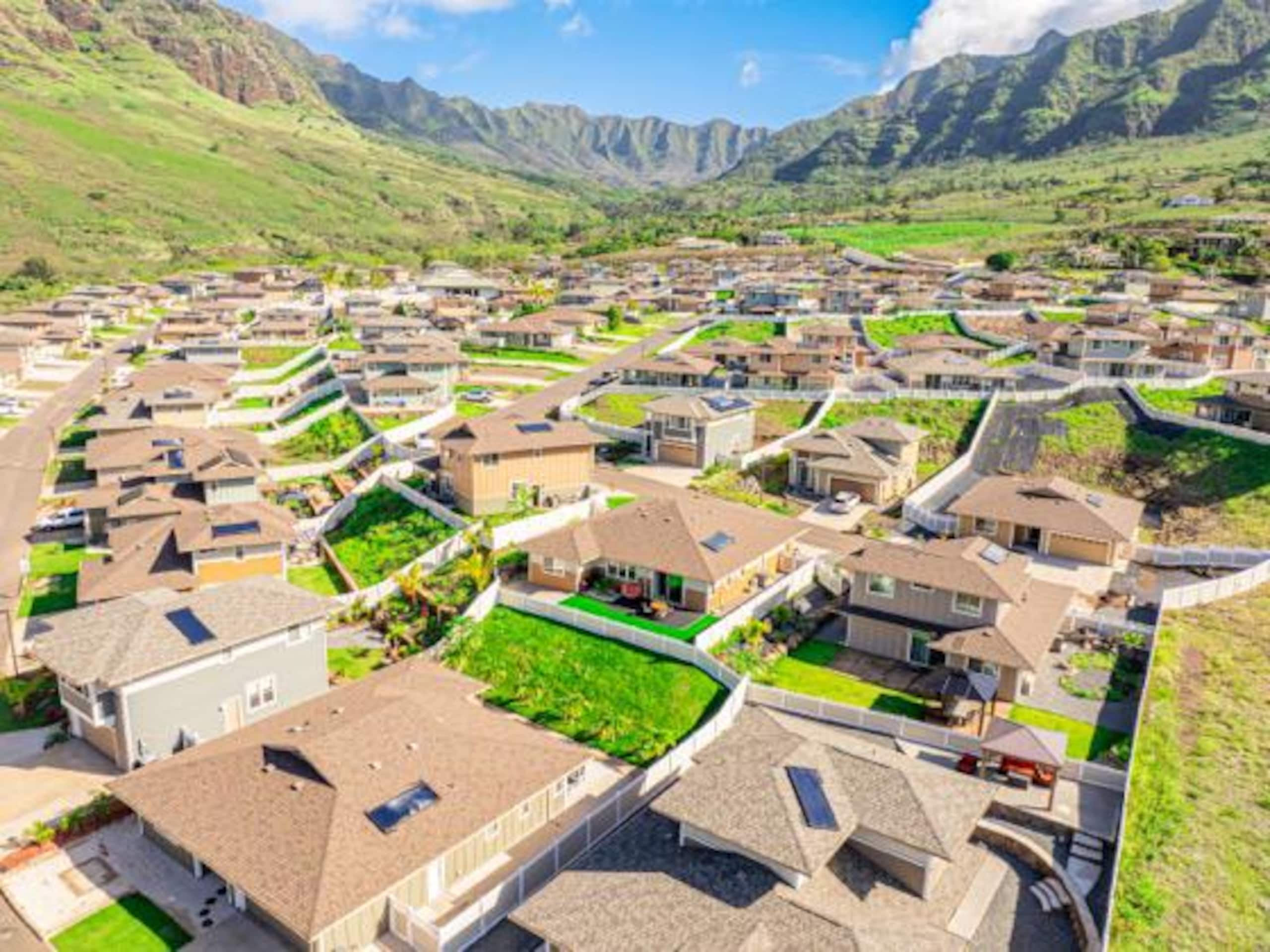 Home in Waianae · ★5.0 · 3 bedrooms · 7 beds · 2 private baths - Image 67