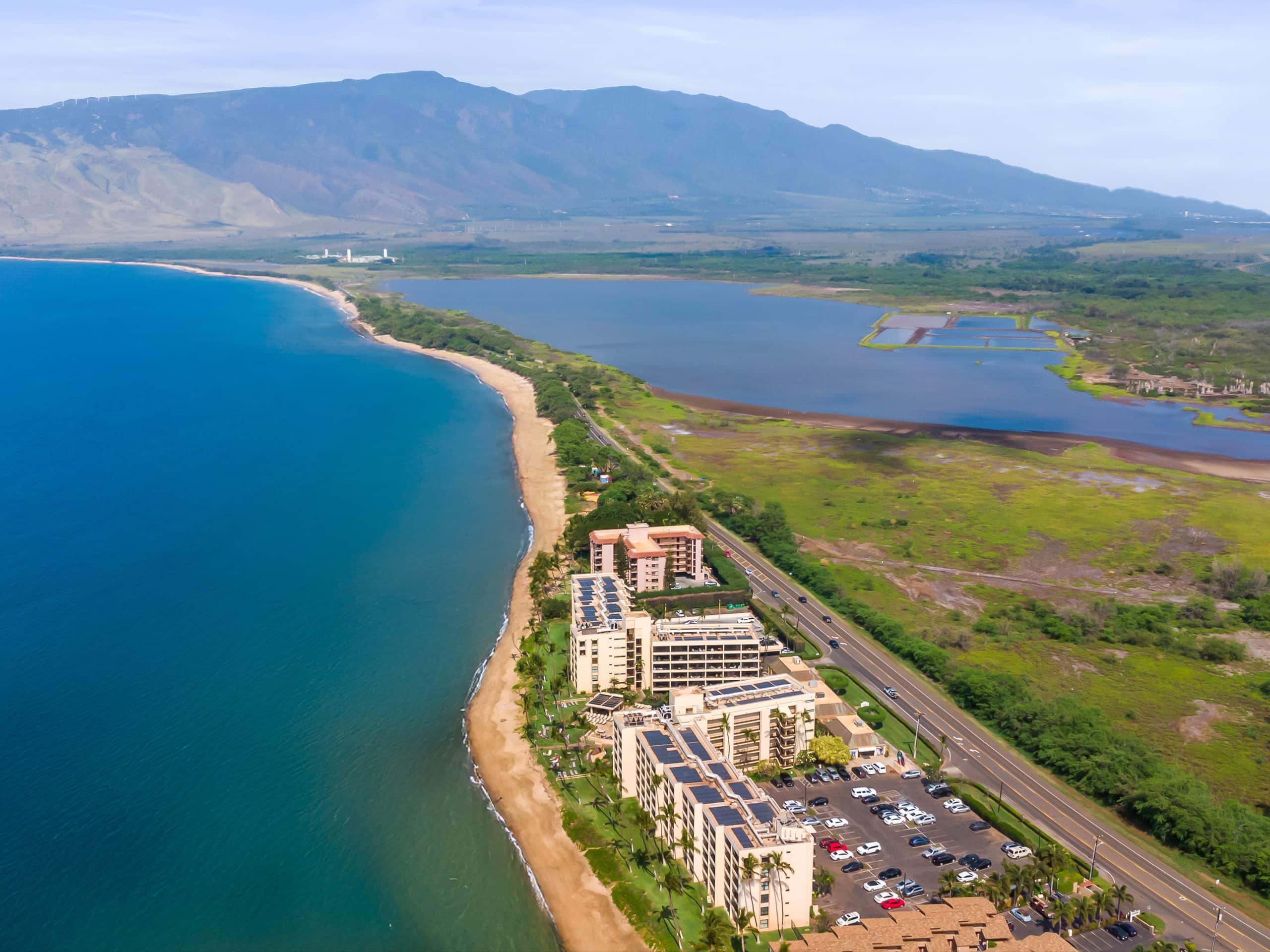 Direct Beachfront Living in South Maui - Image 20