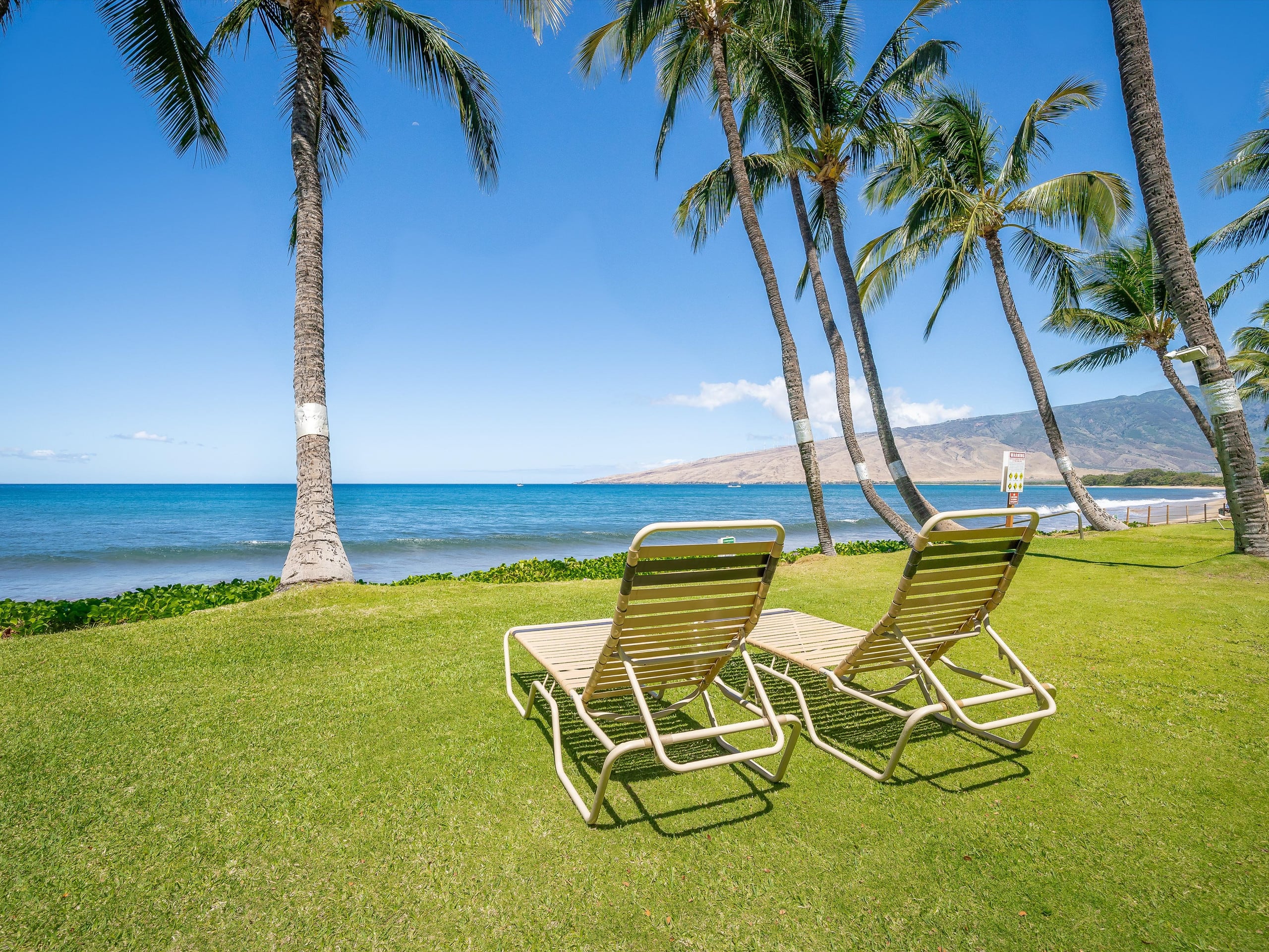 Direct Beachfront Living in South Maui - Image 22