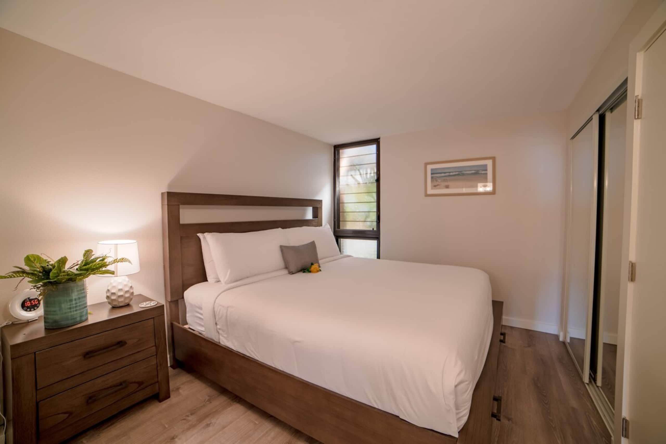Condo in Lahaina · ★4.33 · 1 bedroom · 2 beds · 1 private bath - Image 14