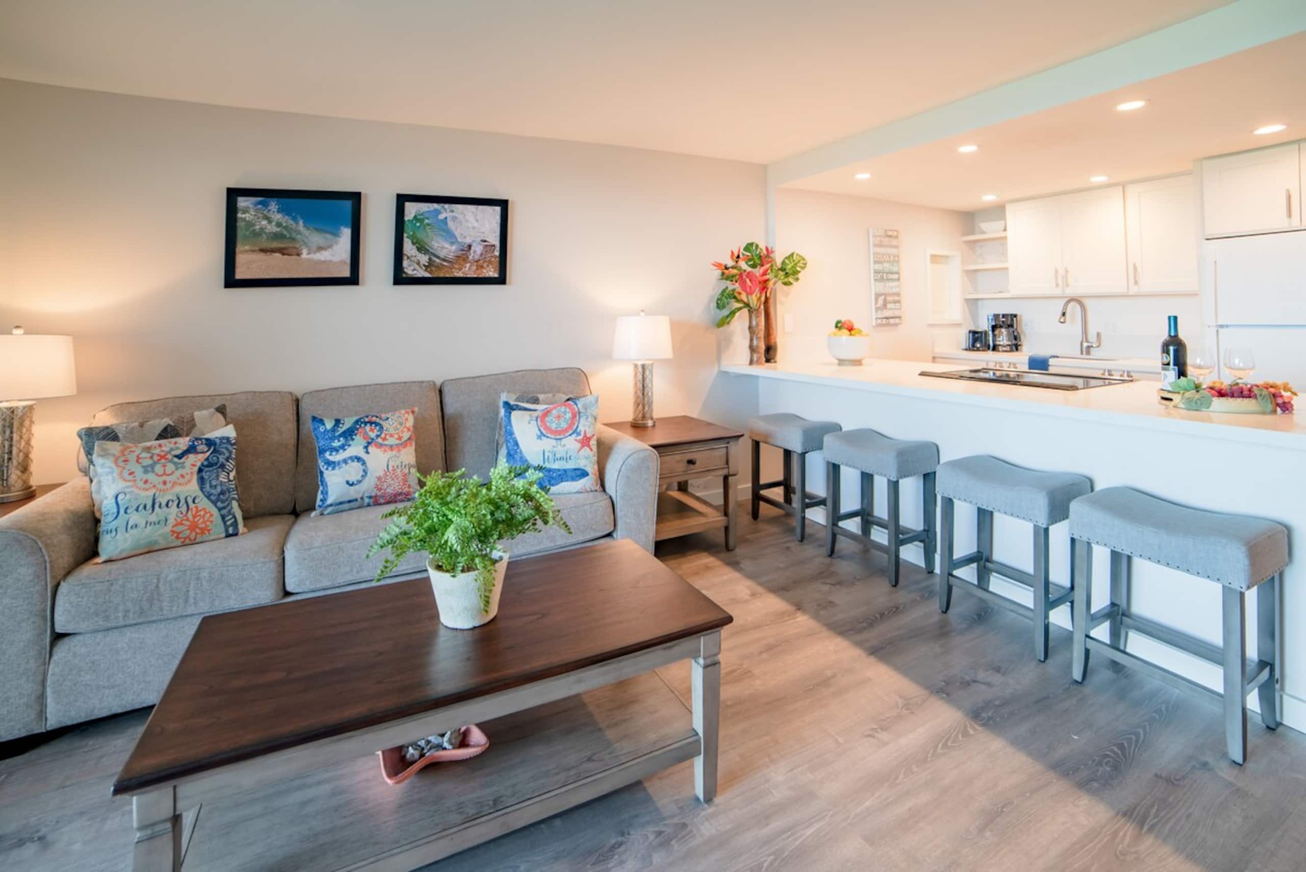 Condo in Lahaina · ★4.33 · 1 bedroom · 2 beds · 1 private bath - Image 6