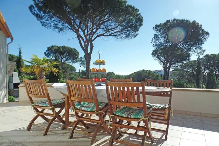 Holiday home Bel Coll 8p airco pool and views gallery image 3