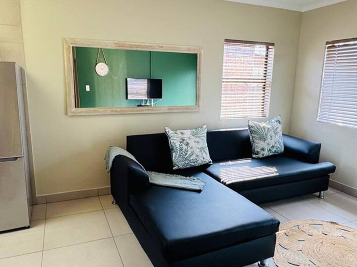 Tshepang Modern Suites - 2 Bedroom Apartment - Trichardt