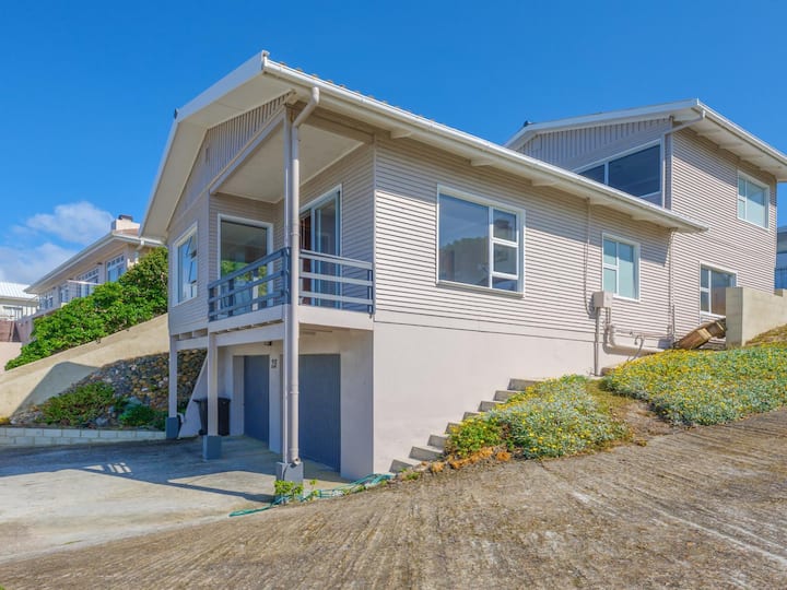 23 De Waal Drive - Struisbaai