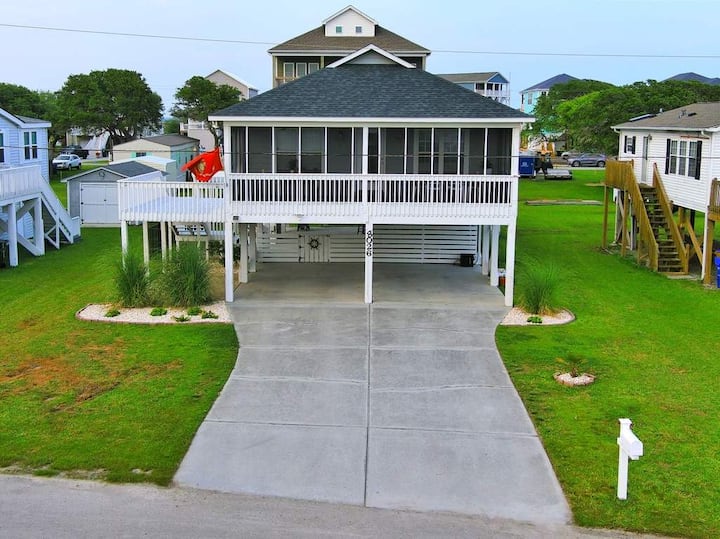 Hornet's Nest-steps From The Beach - Surf City, NC