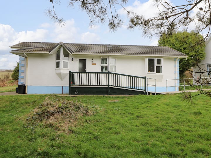 Nanny Jill's Cabin - Pembrokeshire