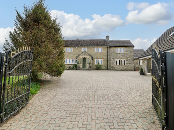 Cherry Tree Farm - Chesterfield