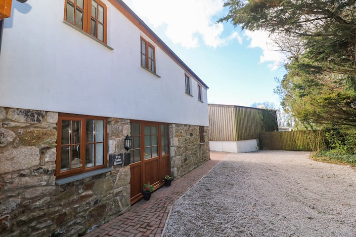 The Baler House - Hayle
