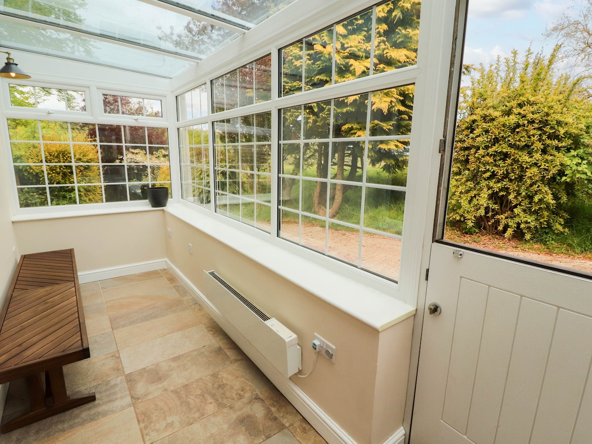 Kirkland Howe Cottage - Houses for Rent in Cumberland, England, United ...