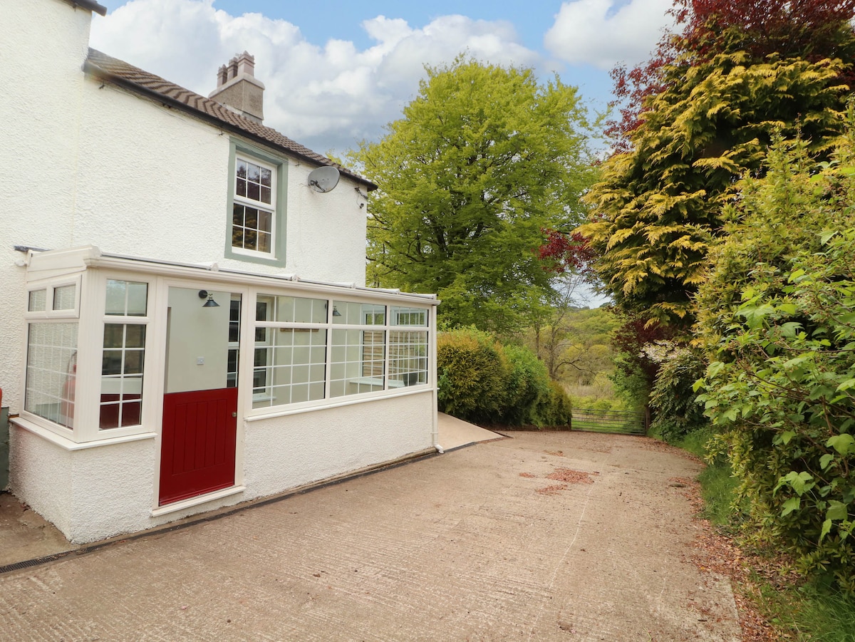 Kirkland Howe Cottage - Houses for Rent in Cumberland, England, United ...