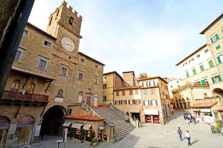 La Casa Sulla Piazza - Cortona
