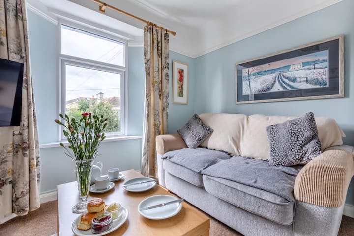 1 Bed In Teignmouth (Oc-f29378) - Teignmouth