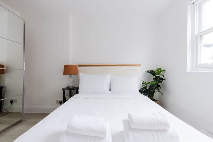Snug 1bdr City Retreat In West London - London