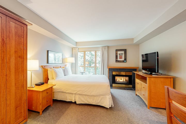 Whistler Peak Lodge 311 - Whistler
