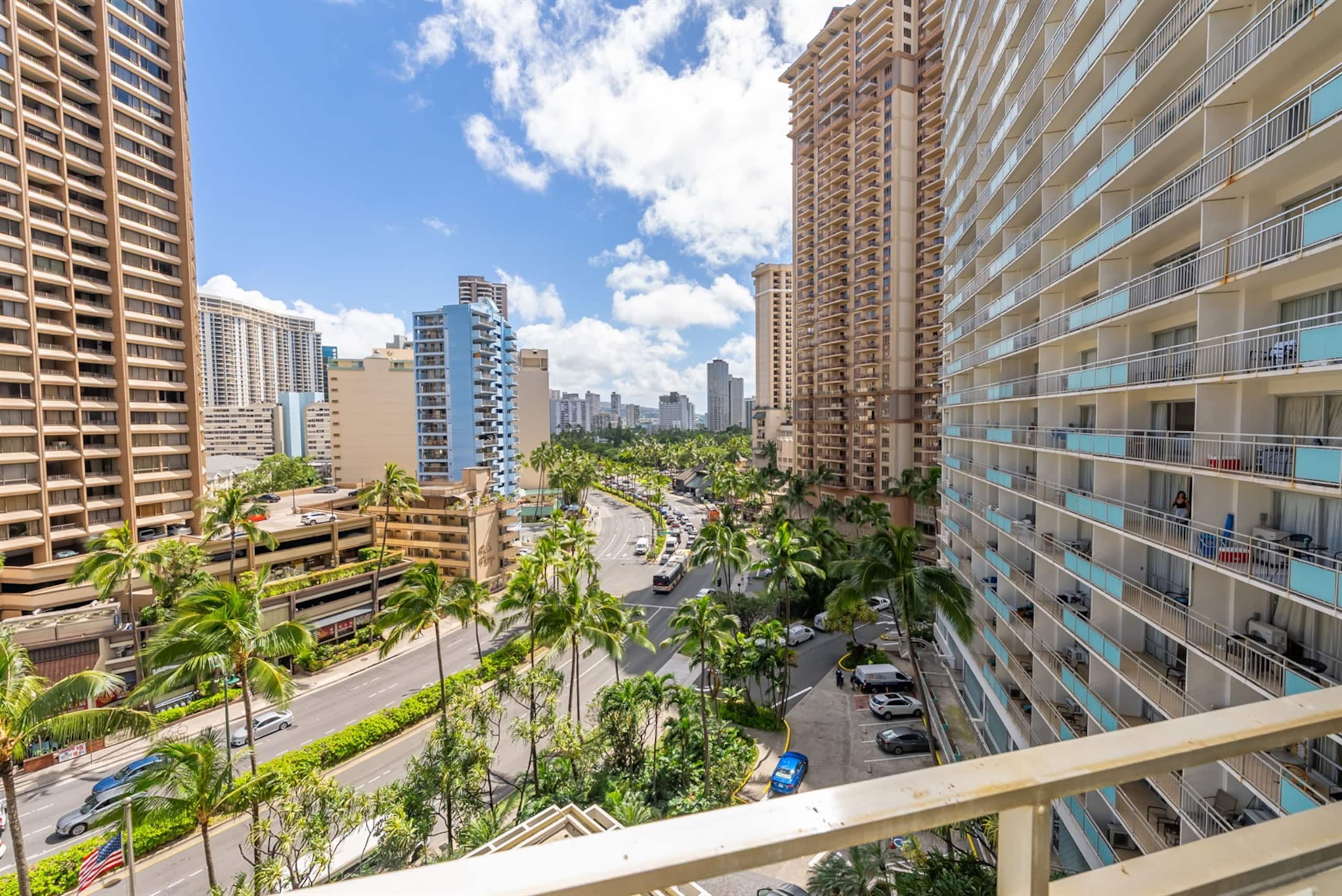 Condo in Honolulu · ★5.0 · 1 bedroom · 2 beds · 1 bath - Image 22