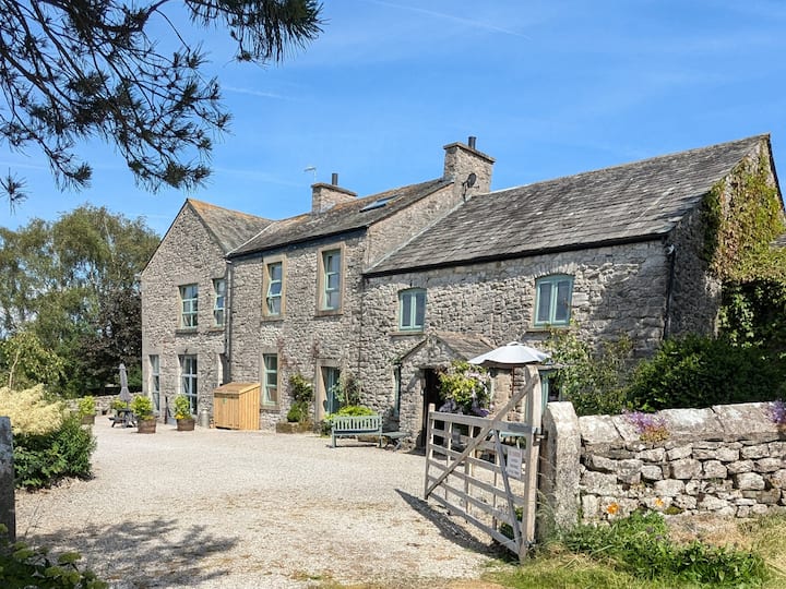 The Old Farmhouse At Brackenthwaite Farm - Carnforth