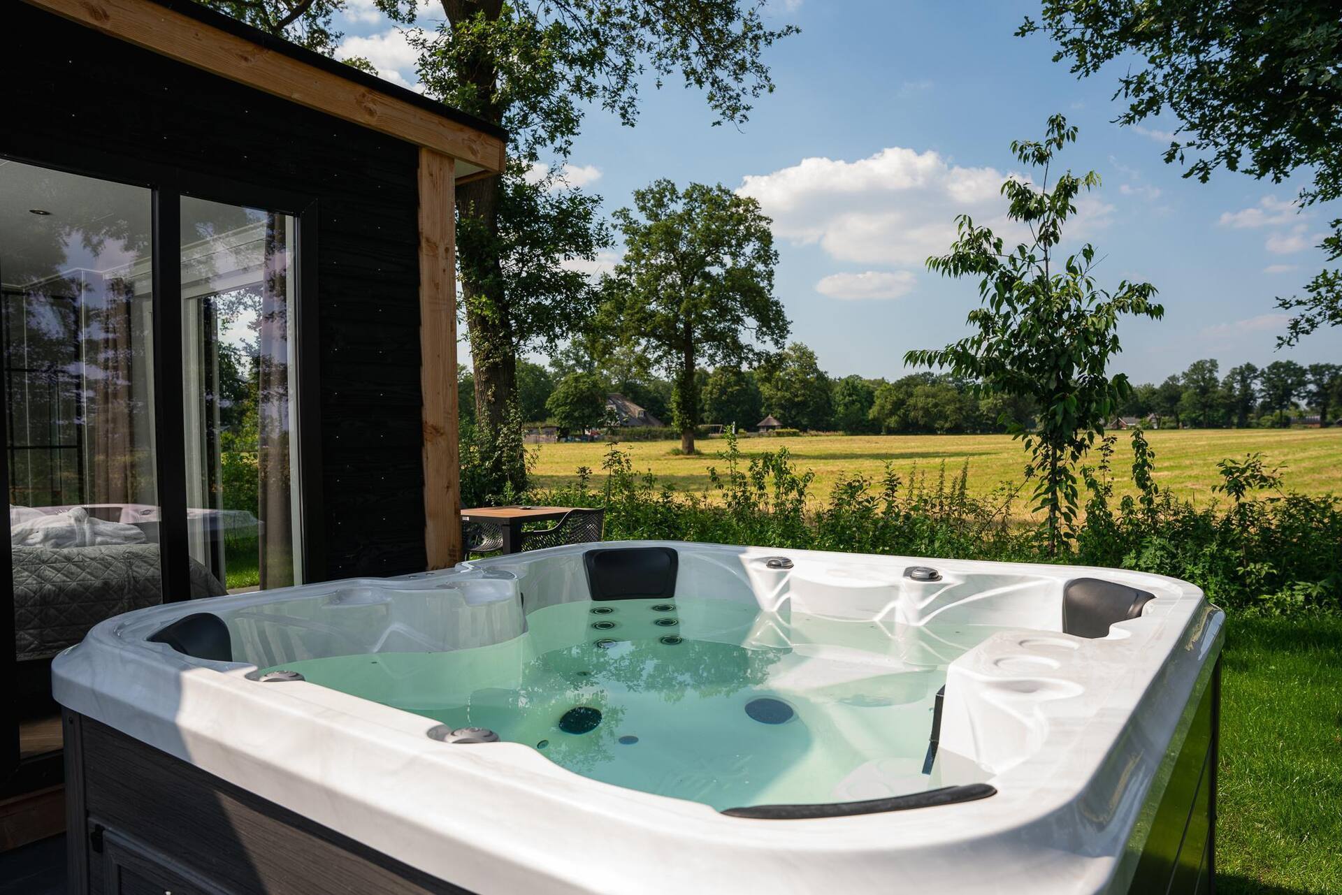 Panorama Wellness Lodge | Jacuzzi, sauna and bath