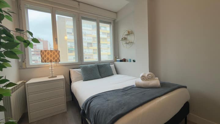 Bright Flat In Madrid - Madrid