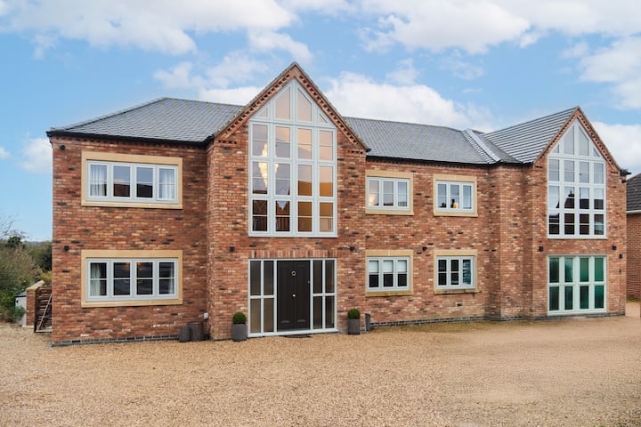Hallam Retreat - Belper