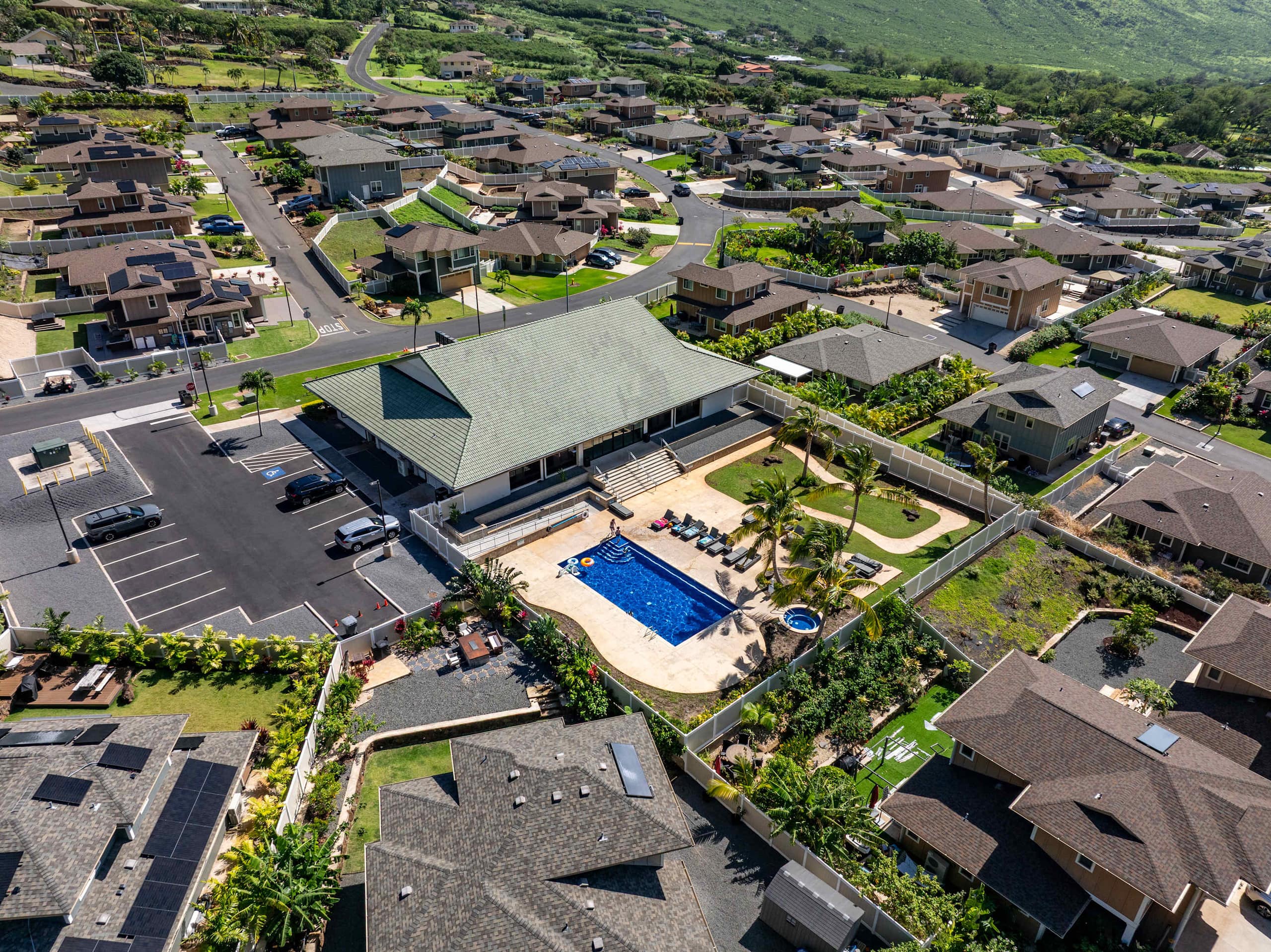 Home in Waianae · ★4.88 · 3 bedrooms · 4 beds · 2 private baths - Image 135