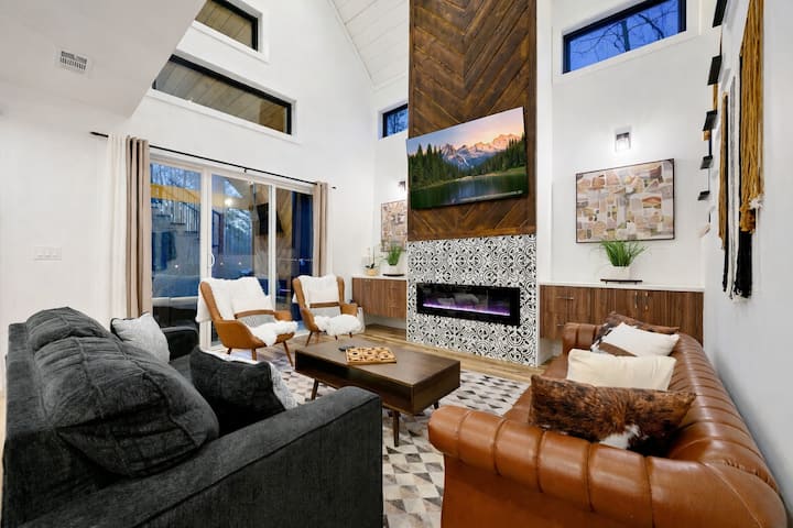 Lux Broken Bow Cabin W/hot Tub, Loft/pet Friendly - Estados Unidos