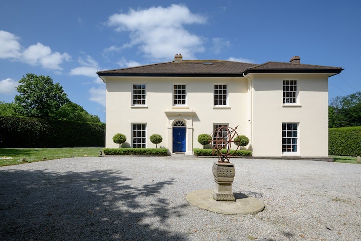 The Old Vicarage - Constantine Bay