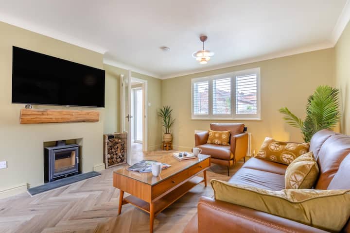 2 Bed In Holt (Oc-f29274) - Holt