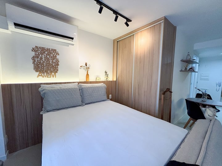 Cama