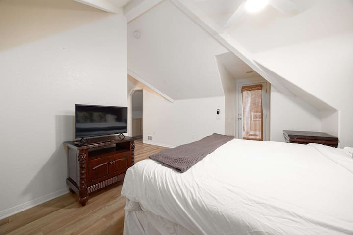 საძინებელი 4