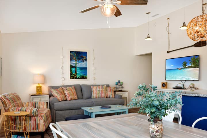 Short Walk To Beach - Pet Friendly - 40th Street - Mexico Beach, FL