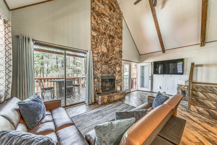 Ruidoso Family Cabin, Short Walk To Downtown! - Ruidoso, NM