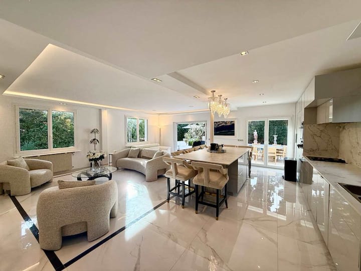 B077 Superbe Villa Avec Piscine Centre De Cannes - Cannes
