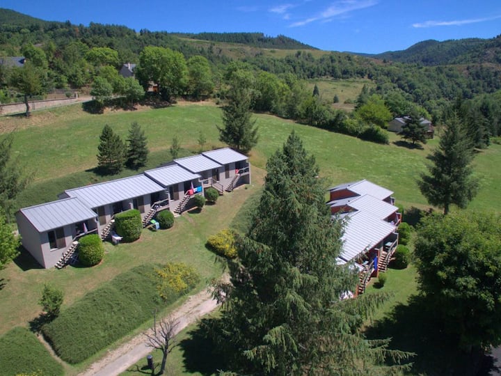 Maison Pmr Avec Terrasse - 6 Pers - Meyrueis